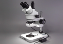 Kính hiển vi akeiyo